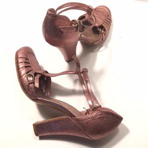 Vince Camuto Womens Pink Metallic Leather Shoes 6B